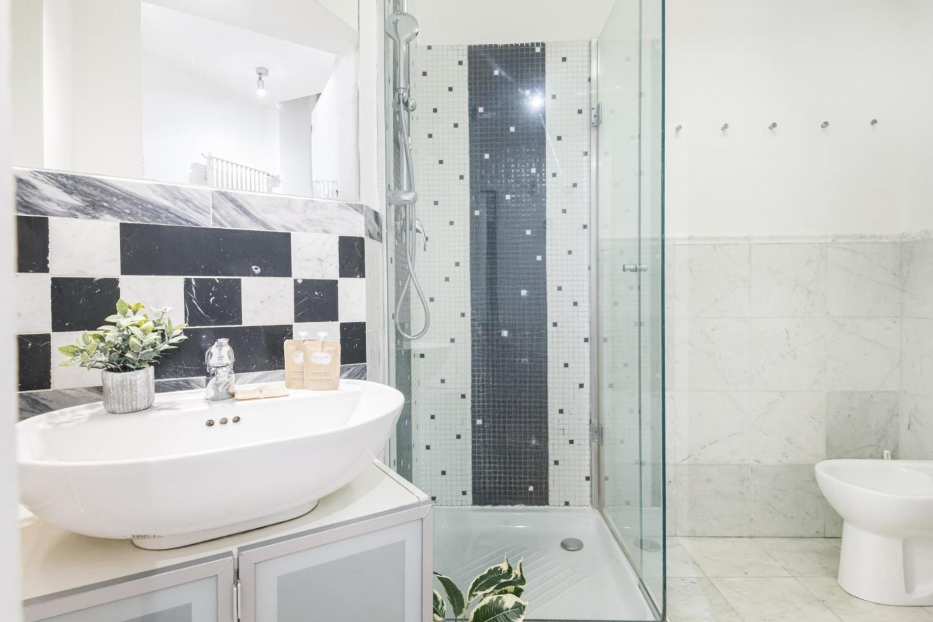 Easylife - Comfort Moderno In Porta Venezia Appartamento